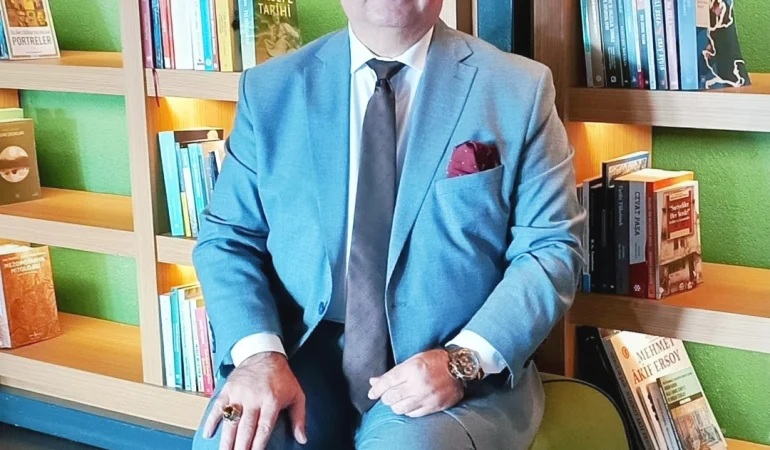 Dr.Mehmet Nuri KAYNAR